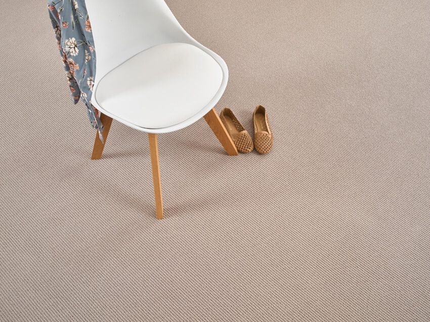 What are the differences between each type of carpet?